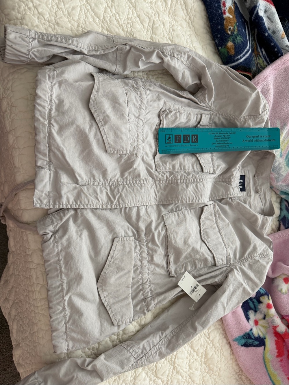 Gap Ladies light Gray Utility Jacket - Casual Pocketed Anorak